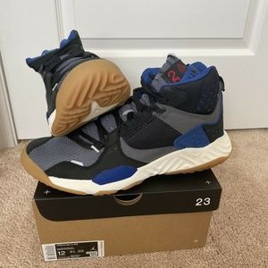 Jordan Delta Mid Noir Size 12